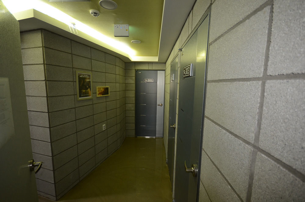 Kingkong Guesthouse Pusan Zewnętrze zdjęcie